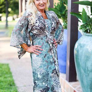 NWT Save The Faith Animal Medallion Kimono